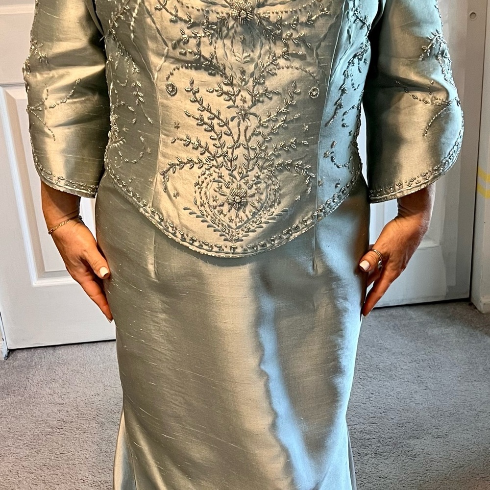 Mother of the bride gown